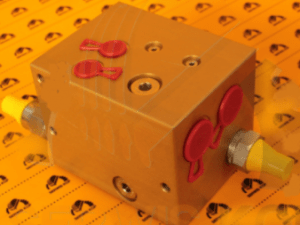 Distribuitor hidraulic de la atasamente de curatare JCB 928/60342